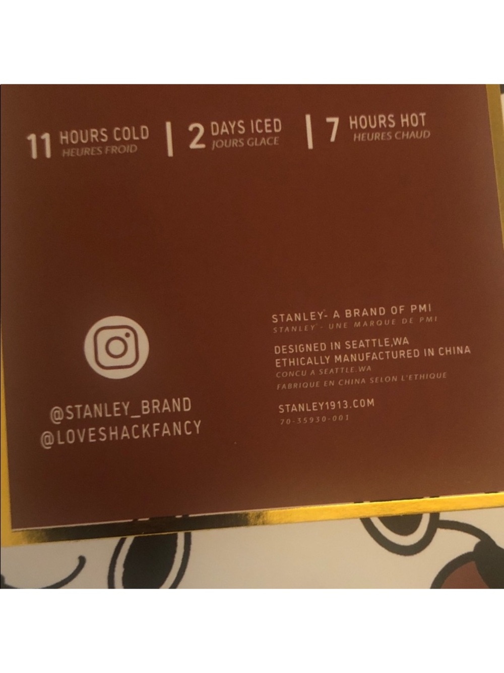 Stanley White and Red Peanuts Graphic Quencher Tumbler - Picture 4 of 5